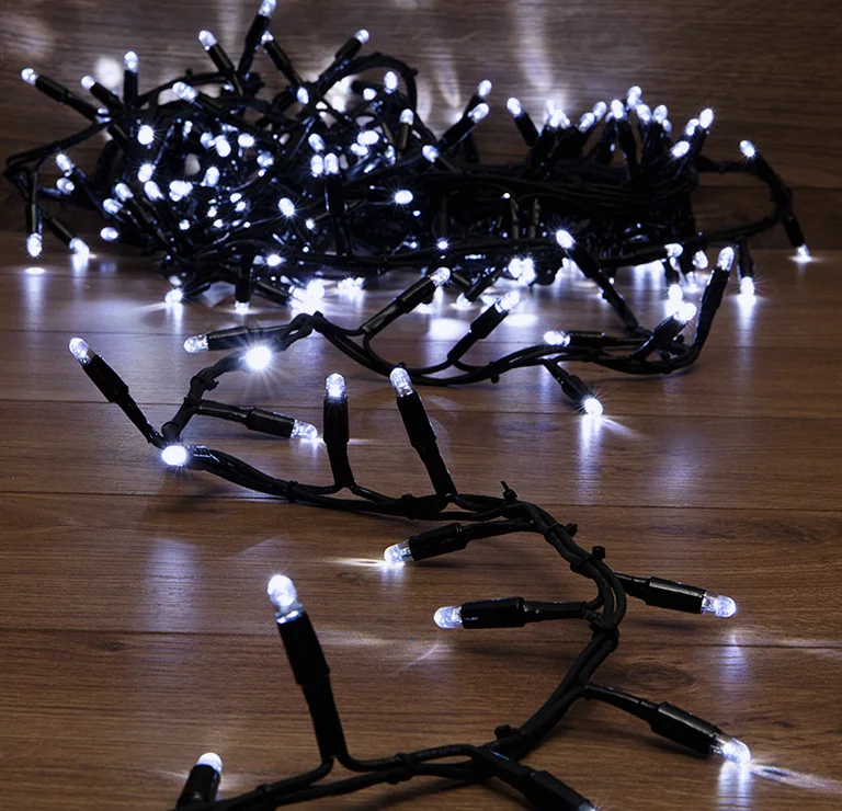 Гирлянда светодиодная Кластер 10м 200 LED БЕЛЫЙ черный каучук IP67 постоянное свечение 230В нужен блок 315-000 NEON-NIGHT